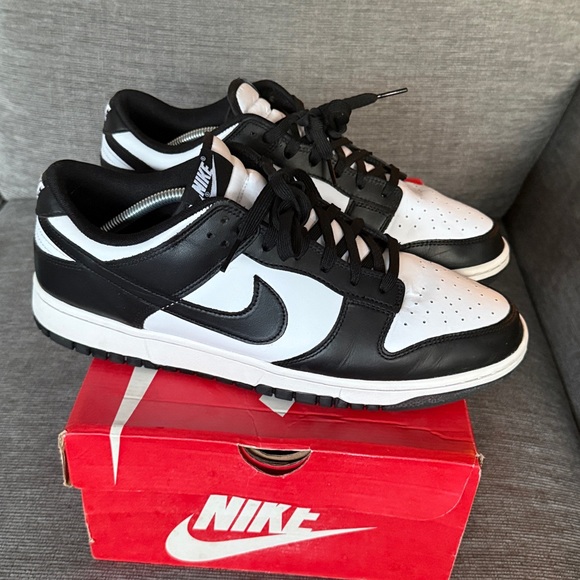 Nike Dunks - Picture 3 of 5